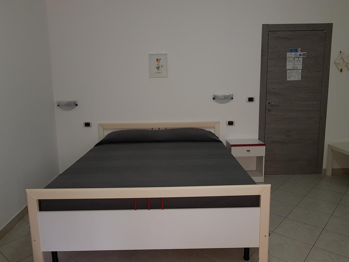 Holiday B&B Vico del Gargano Kültér fotó